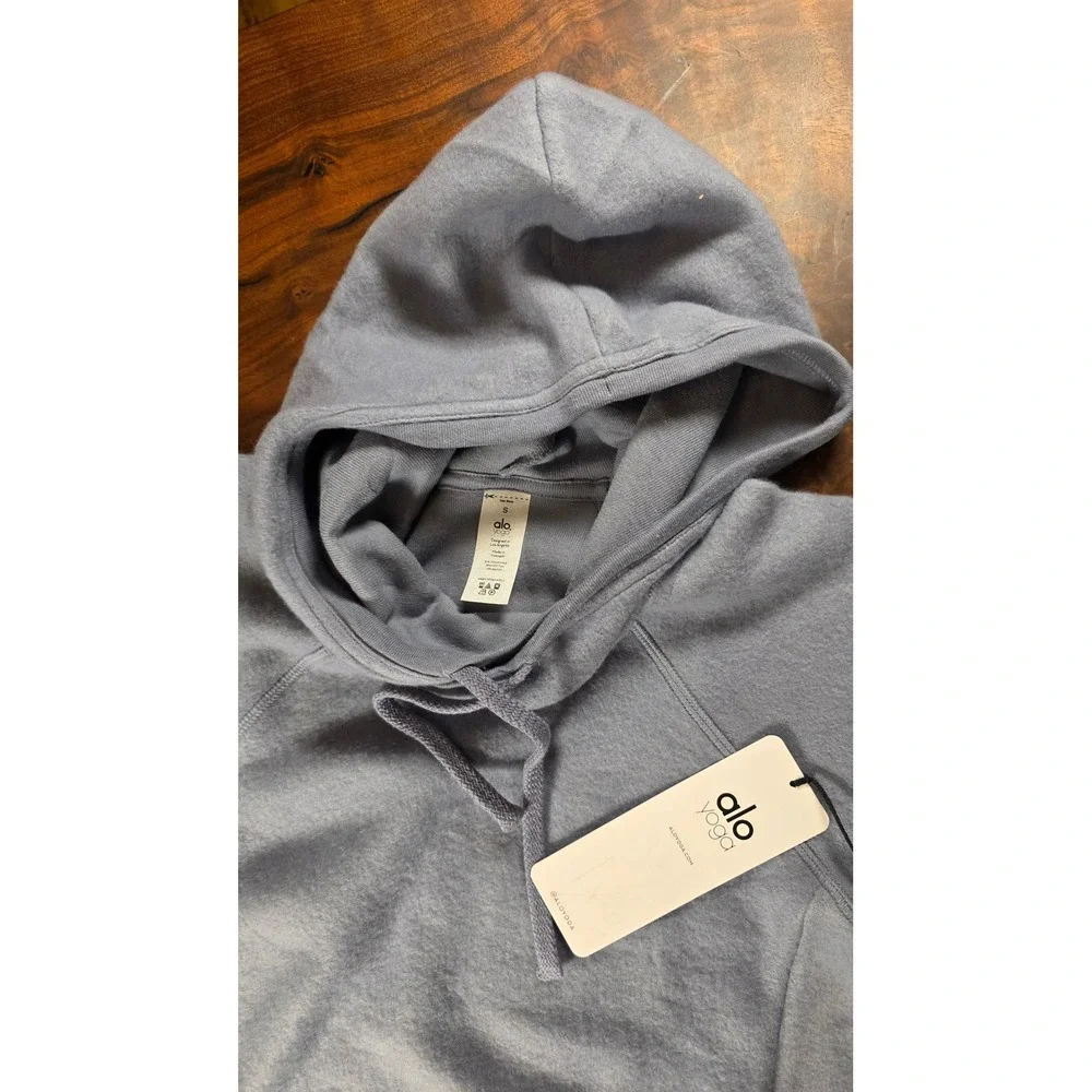 ALO Yoga soft pullover